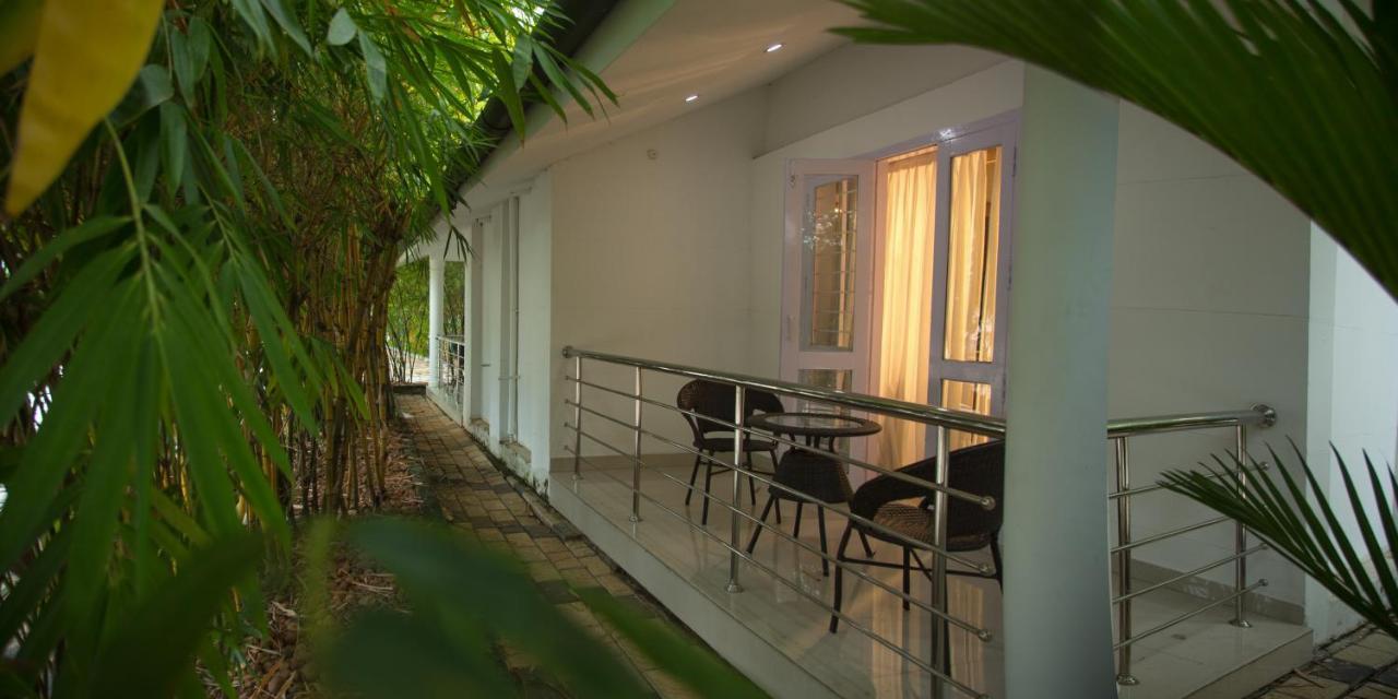 Contour Backwaters Hotel Resort & Convention Centre Ramankari Экстерьер фото